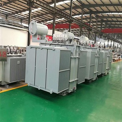 محول 1.6 ميجا فولت أمبير